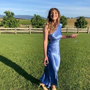 Meet your Posher, Liz